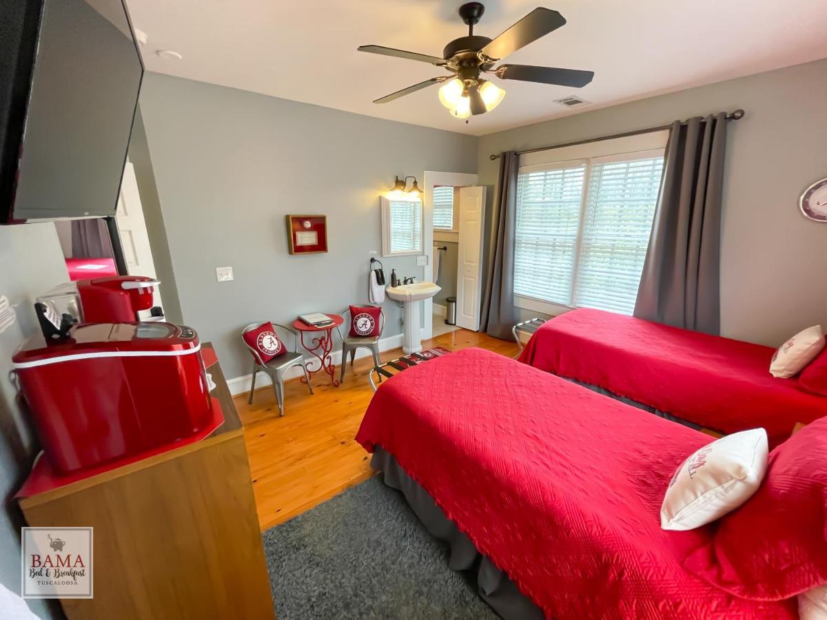 Bama Bed And Breakfast - Sweet Home Alabama Suite タスカルーサ エクステリア 写真
