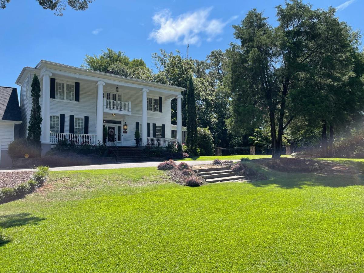 Bama Bed And Breakfast - Sweet Home Alabama Suite タスカルーサ エクステリア 写真